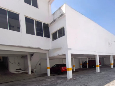 ESTACIONAMIENTO